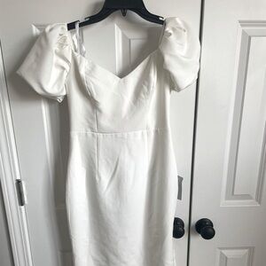 Puff sleeve dress.